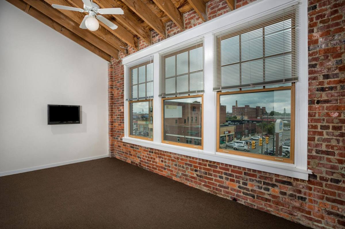 Apartment for rent at Coliseum Lofts, 1359 W Broad St, Richmond, VA 23220