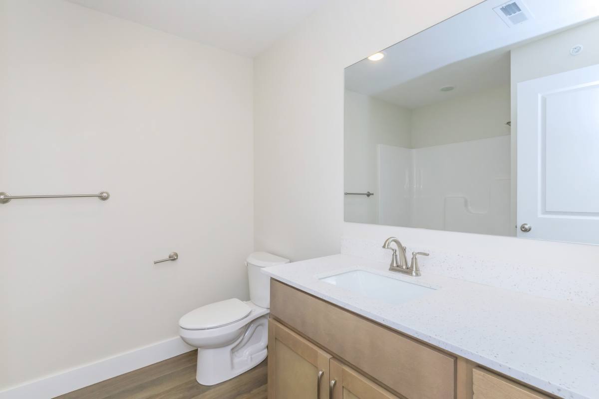 Apartment for rent at Orchard Park, 2601 N Cresthaven Ave, Springfield, MO 65803