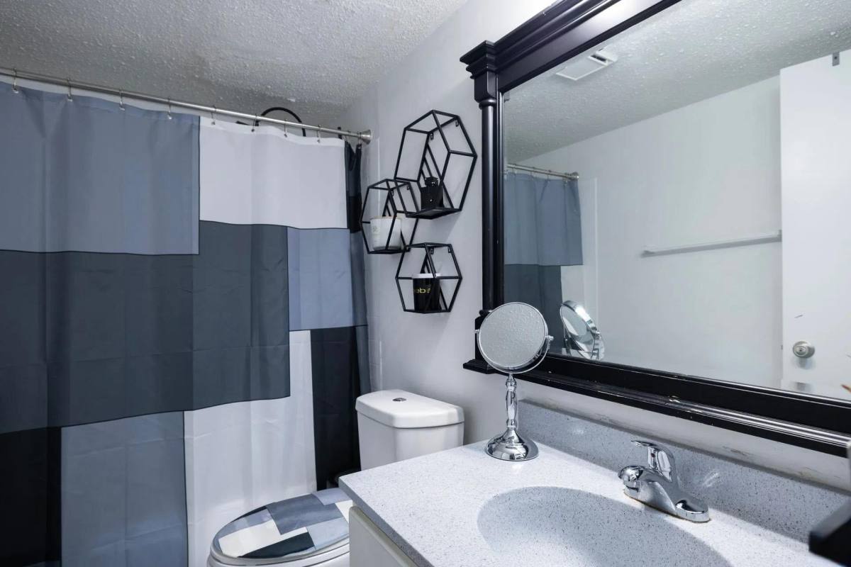 Apartment for rent at Parc Place Villas, 6919 Bonair Dr, Tampa, FL 33617