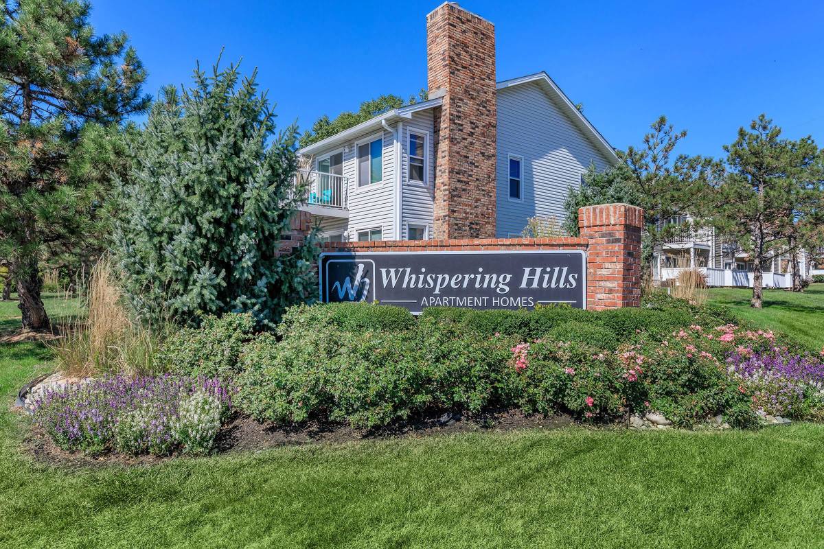 Apartment for rent at Whispering Hills, 8800 W 124th St, Overland Park, KS 66213