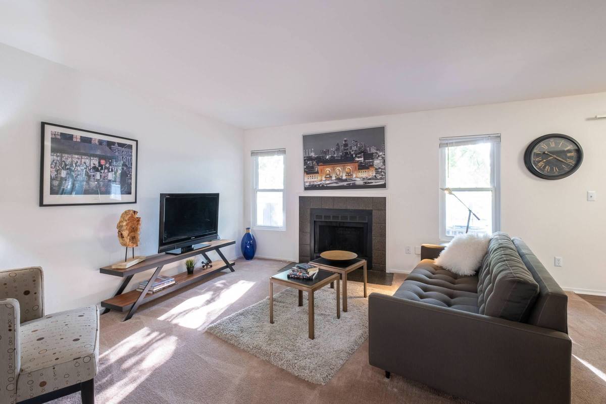 Apartment for rent at Whispering Hills, 8800 W 124th St, Overland Park, KS 66213