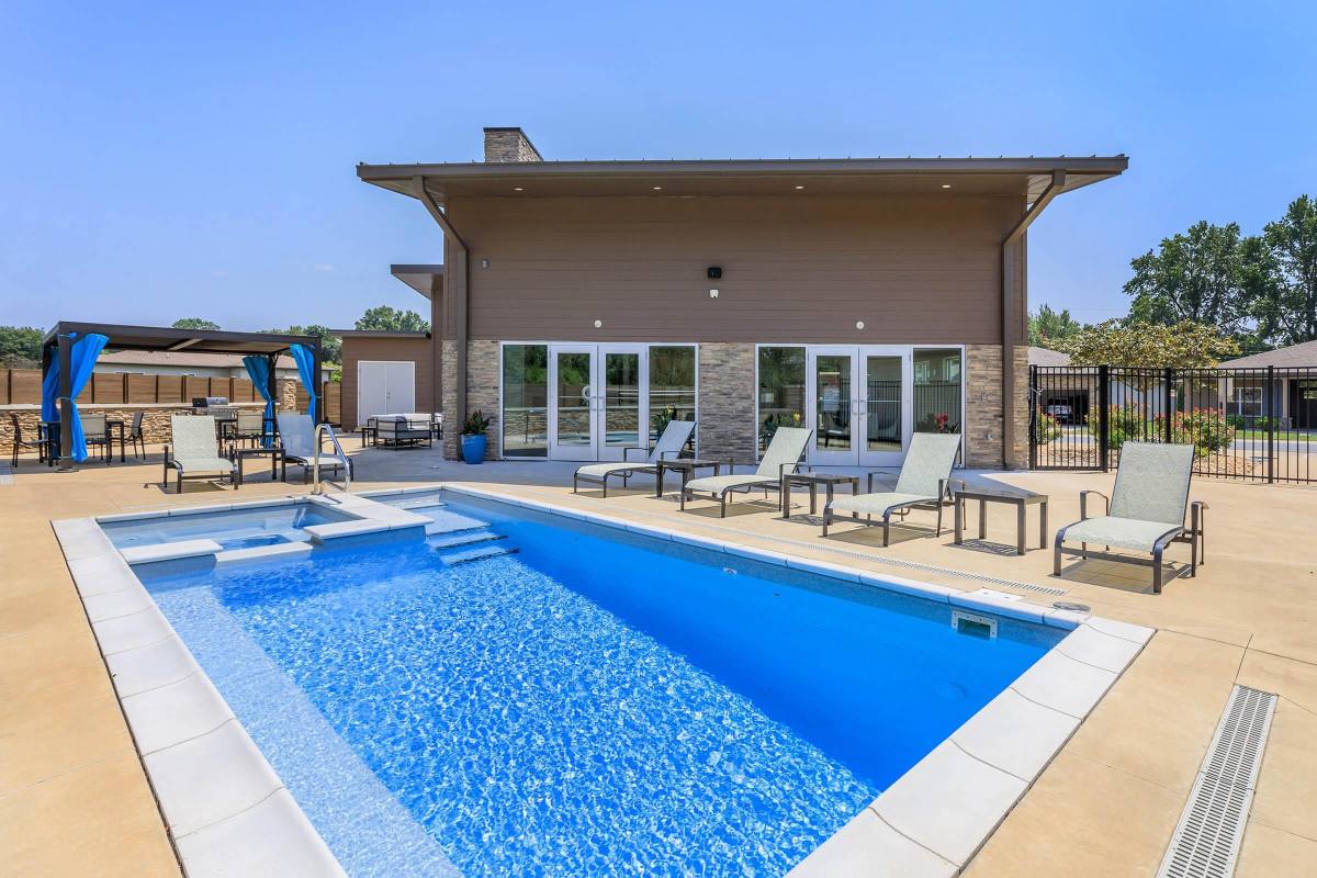 Townhouse for rent at Tera Vera Patio Homes, 2715 S Kimbrough Ave, Springfield, MO 65807