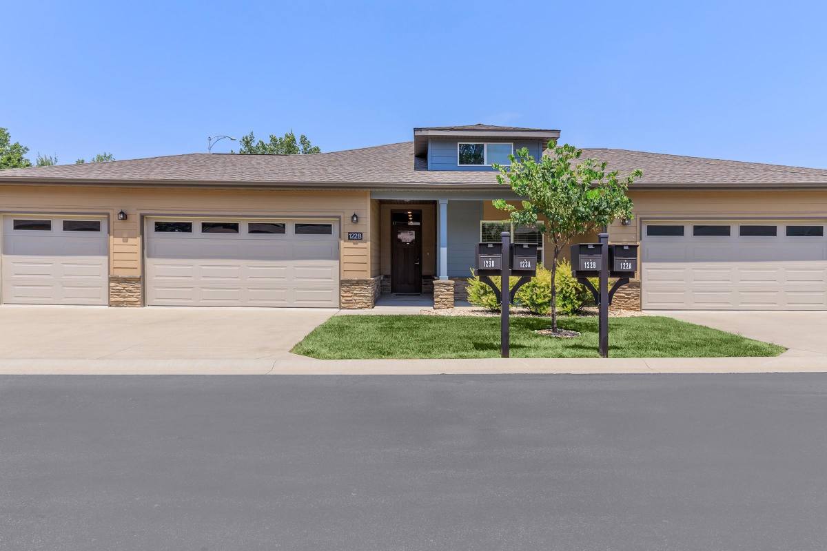 Townhouse for rent at Tera Vera Patio Homes, 2715 S Kimbrough Ave, Springfield, MO 65807