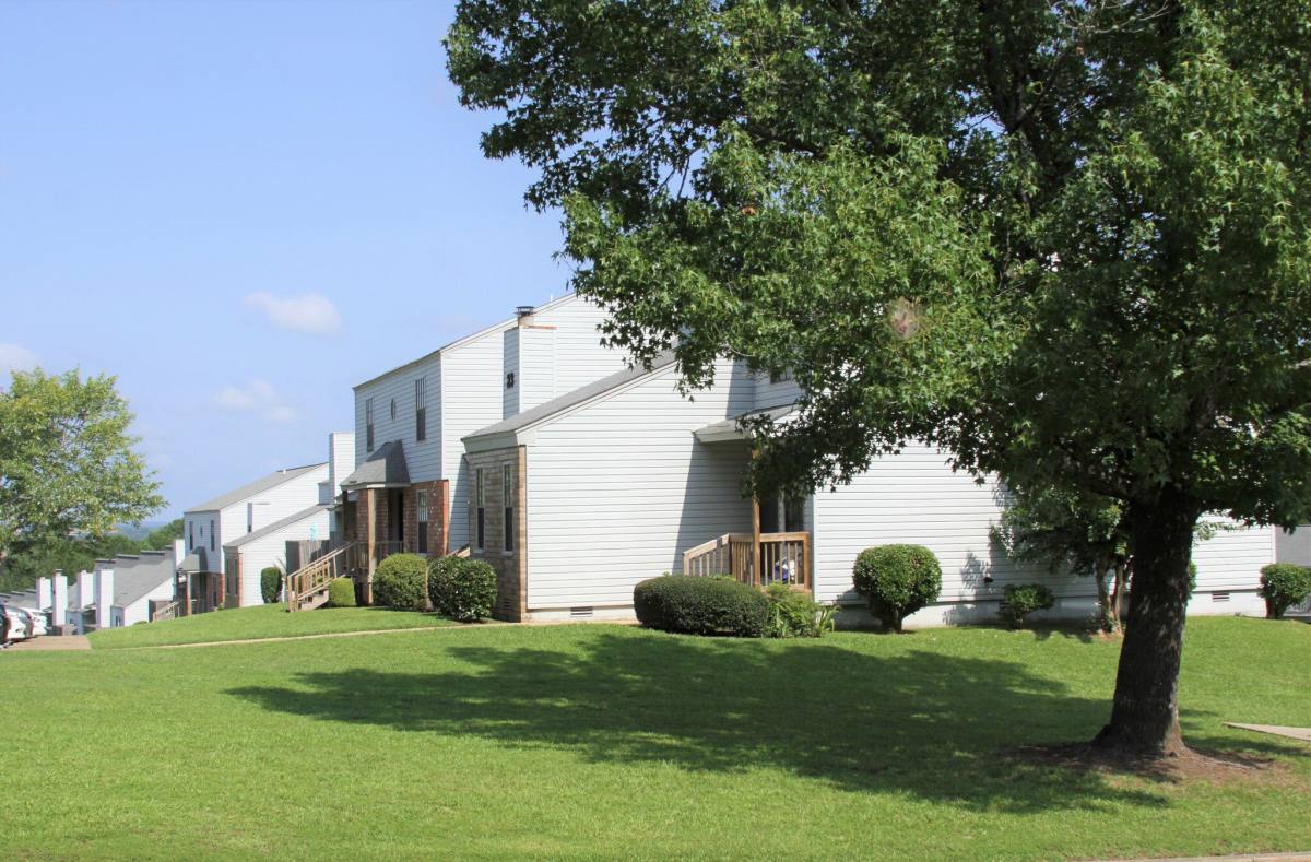 Townhouse for rent at Bonita Ridge, 2701 Willow Bend Dr, Meridian, MS 39301