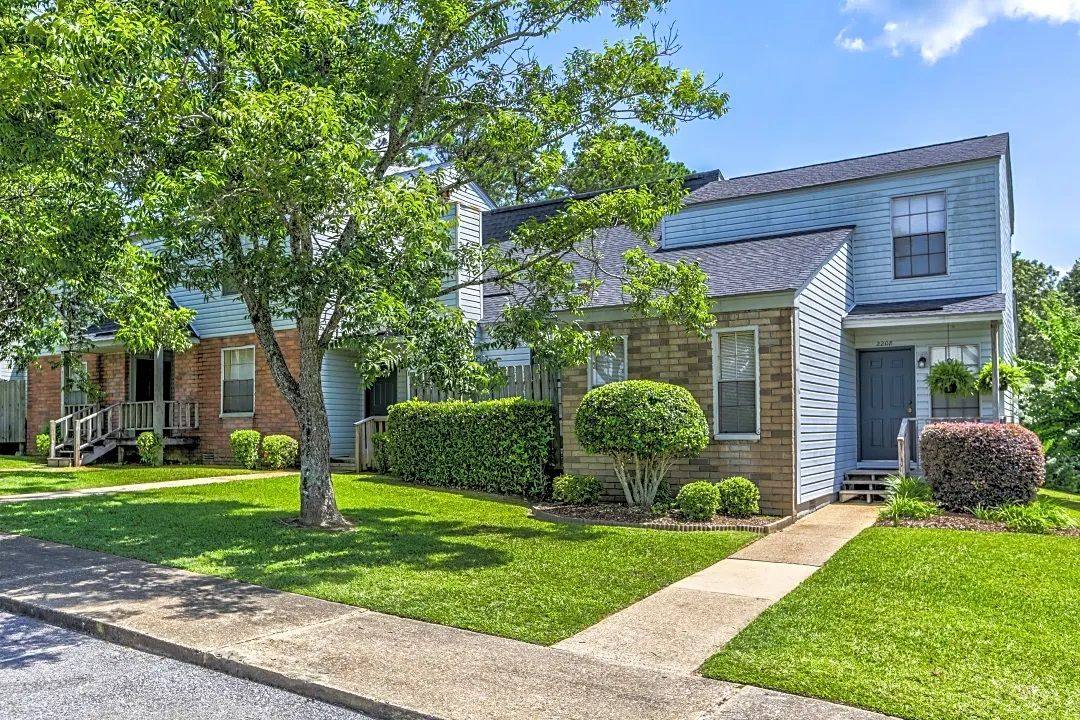 Townhouse for rent at Bonita Ridge, 2701 Willow Bend Dr, Meridian, MS 39301