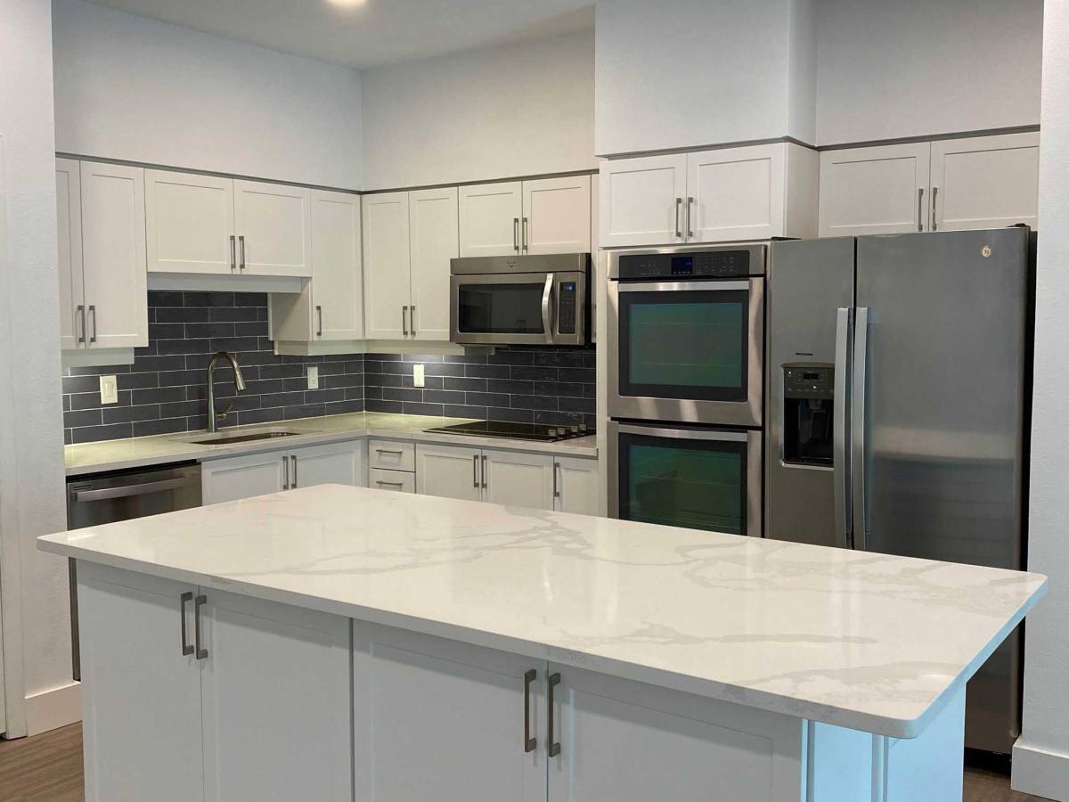 Apartment for rent at Pavilion Townplace at Inwood Village, 7700 Greenway Blvd, Dallas, TX 75209