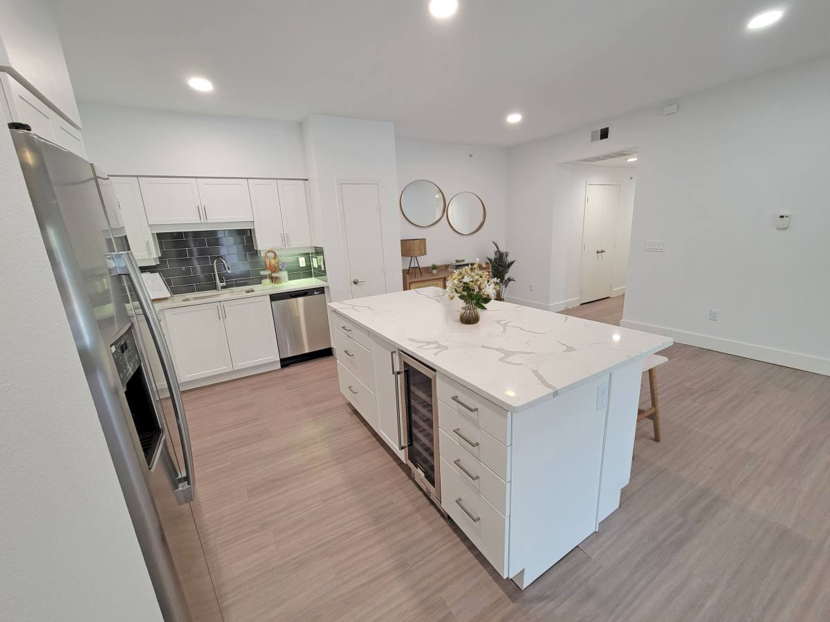 Apartment for rent at Pavilion Townplace at Inwood Village, 7700 Greenway Blvd, Dallas, TX 75209
