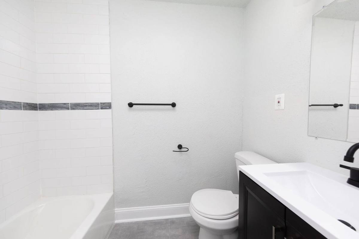 Apartment for rent at Christiana Pointe, 2020 W Newport Pike, Wilmington, DE 19804