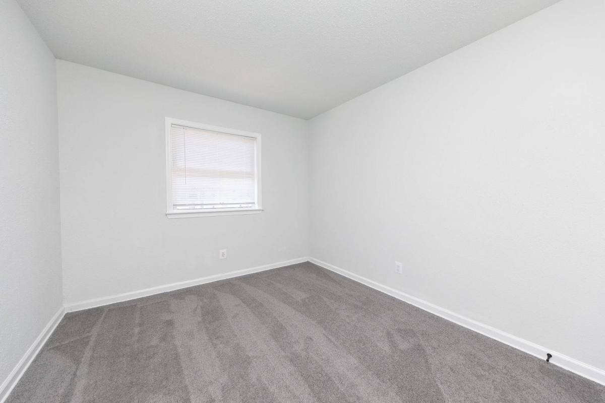 Apartment for rent at Christiana Pointe, 2020 W Newport Pike, Wilmington, DE 19804