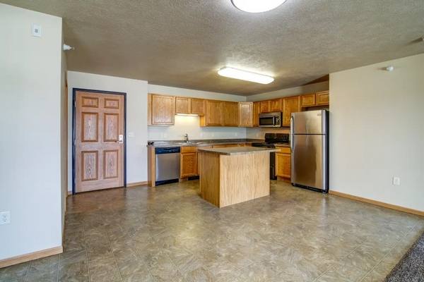Apartment for rent at Meadow Ridge, 140 41st Ave SE, Minot, ND 58701