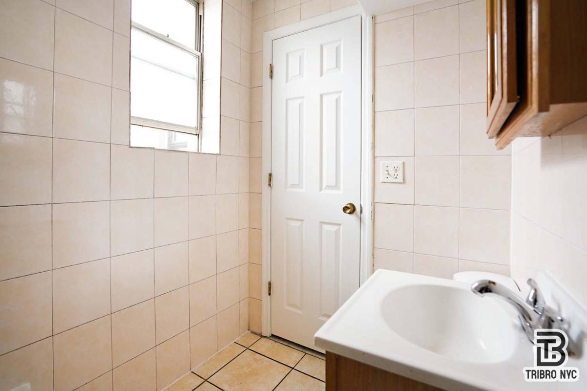 Apartment for rent at 376 Columbia St #3, Brooklyn, NY 11231