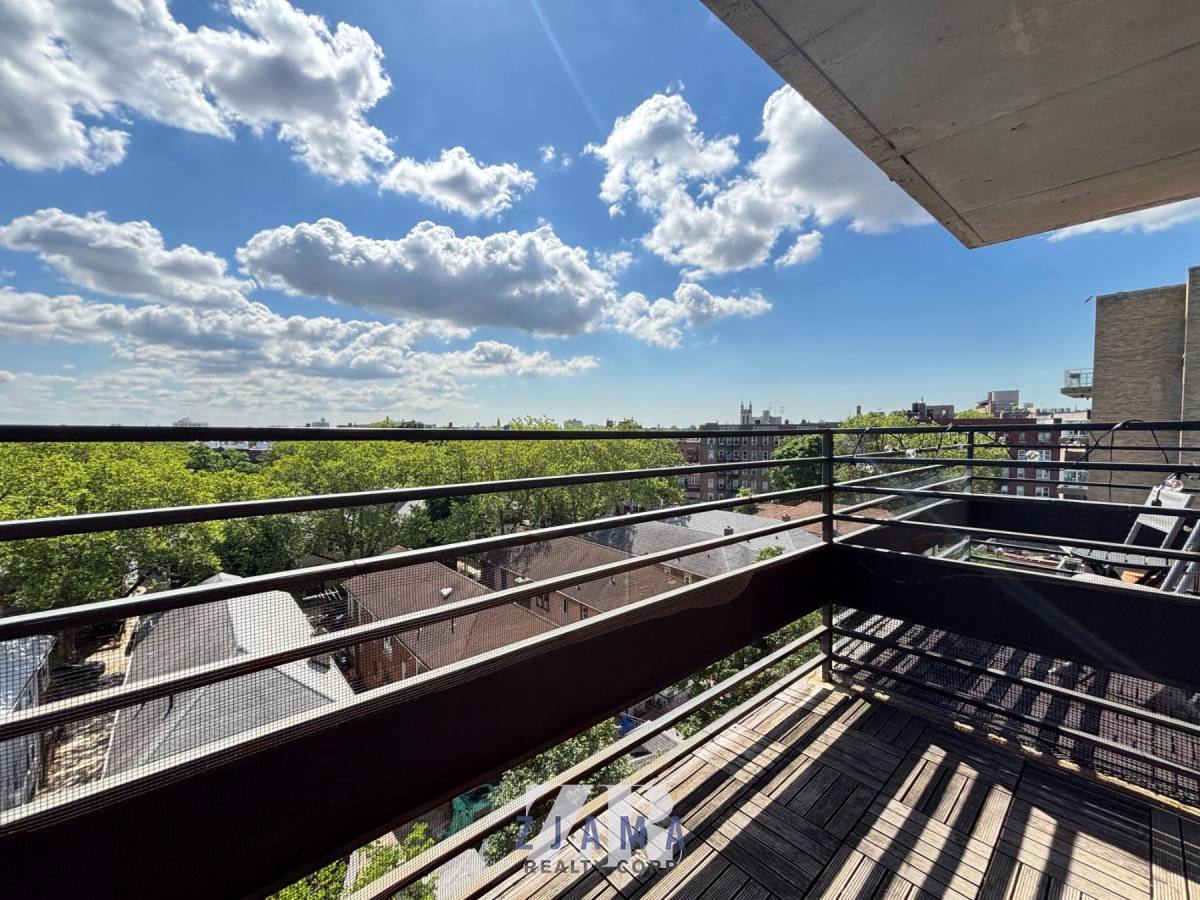Apartment for rent at 581 Ocean Parkway, Brooklyn, NY 11218