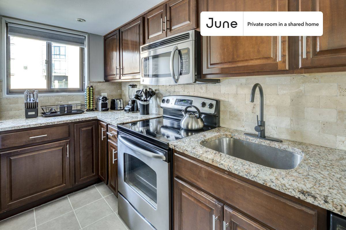 Apartment for rent at 1331 I St NE, Washington, DC 20002