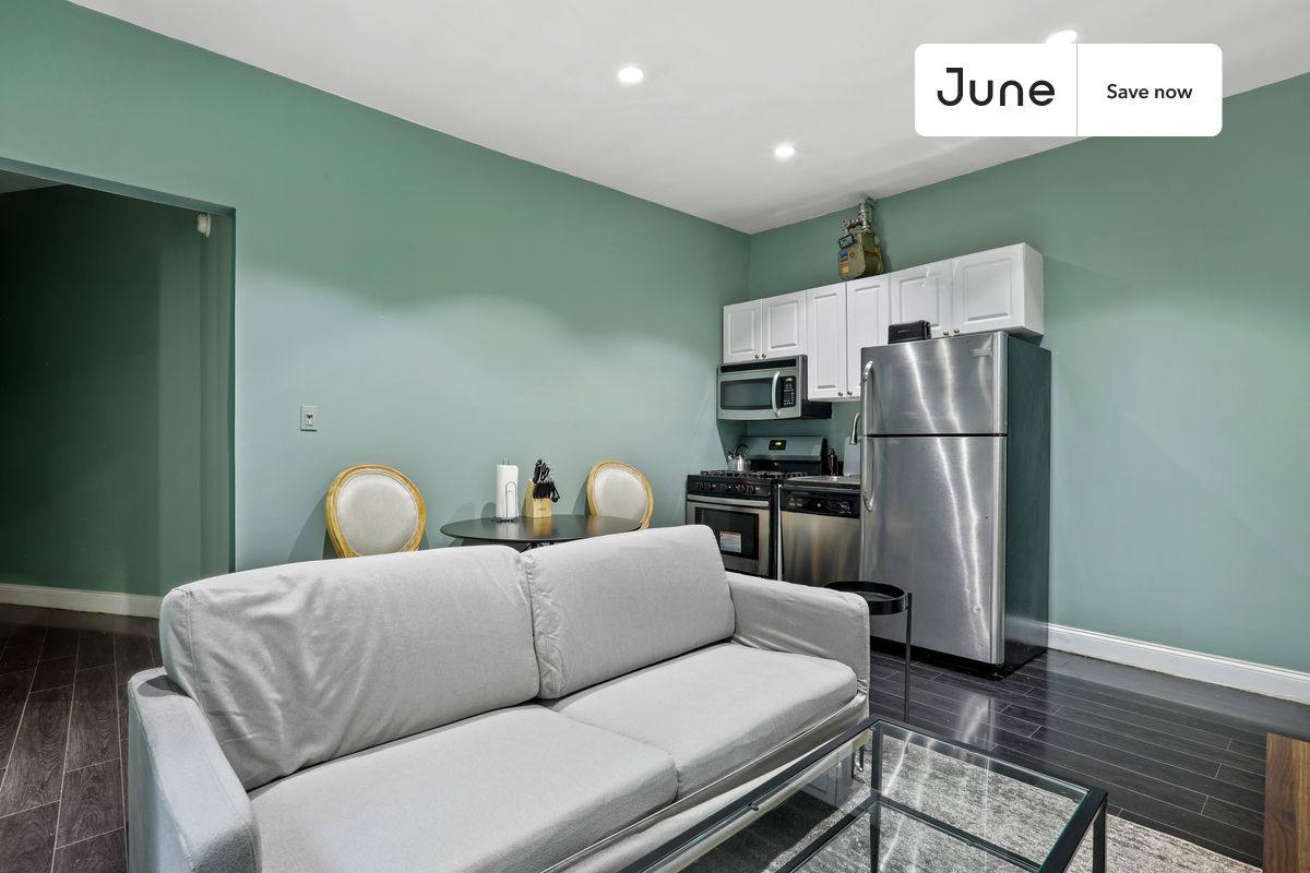 Apartment for rent at 23 E 109th St #1, New York, NY 10029