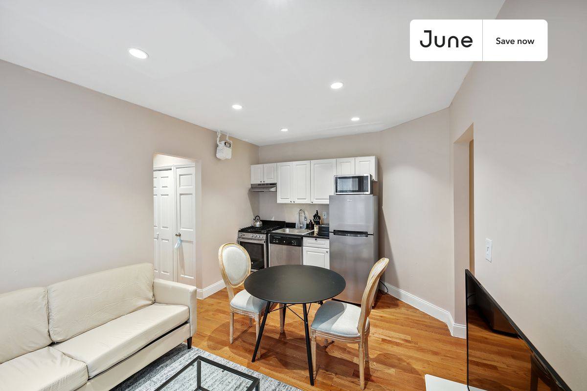 Apartment for rent at 23 E 109th St #1, New York, NY 10029