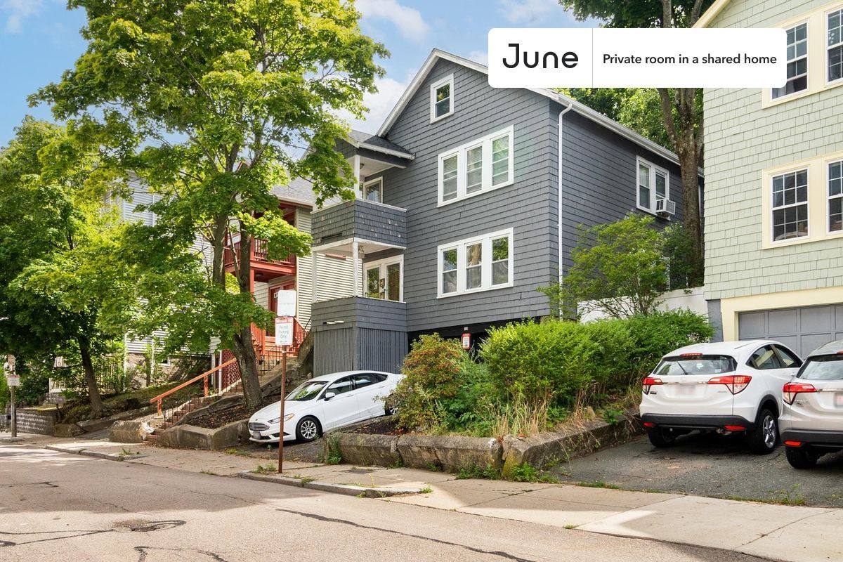 Apartment for rent at 122 Hillside St #D, Roxbury Crossing, MA 02120