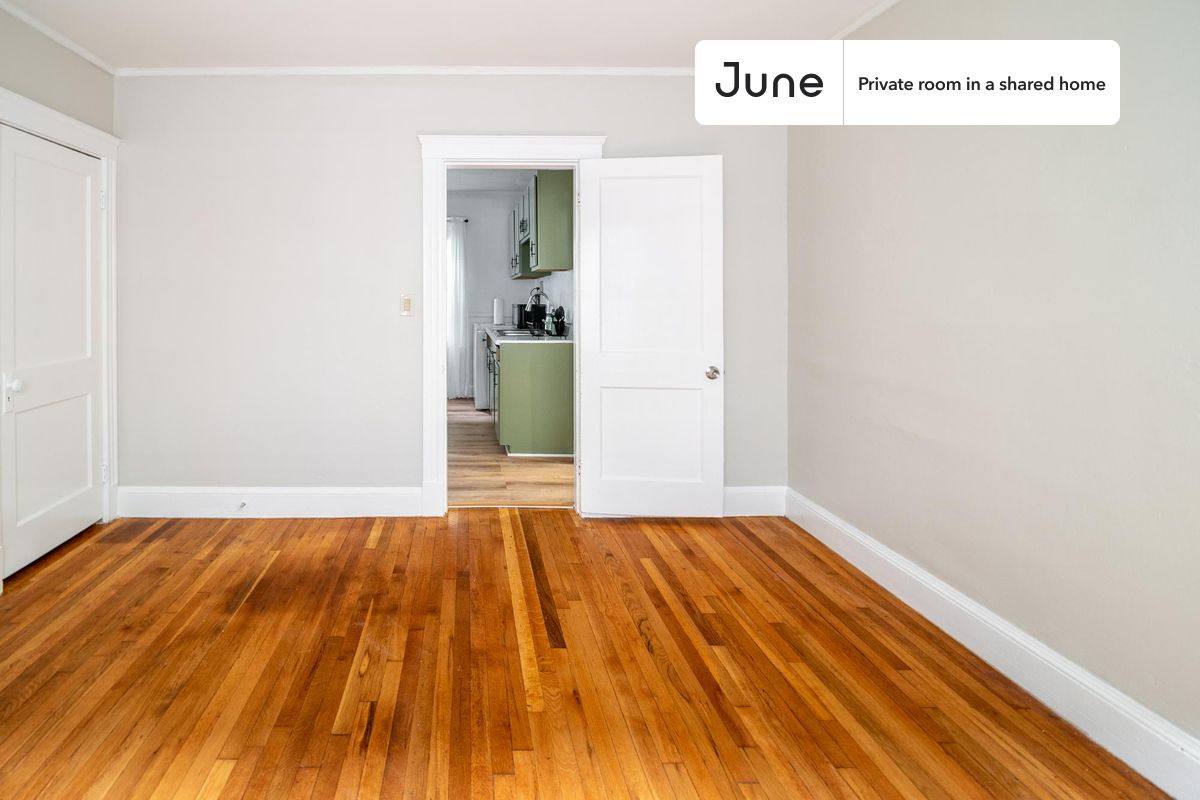 Apartment for rent at 122 Hillside St #D, Roxbury Crossing, MA 02120