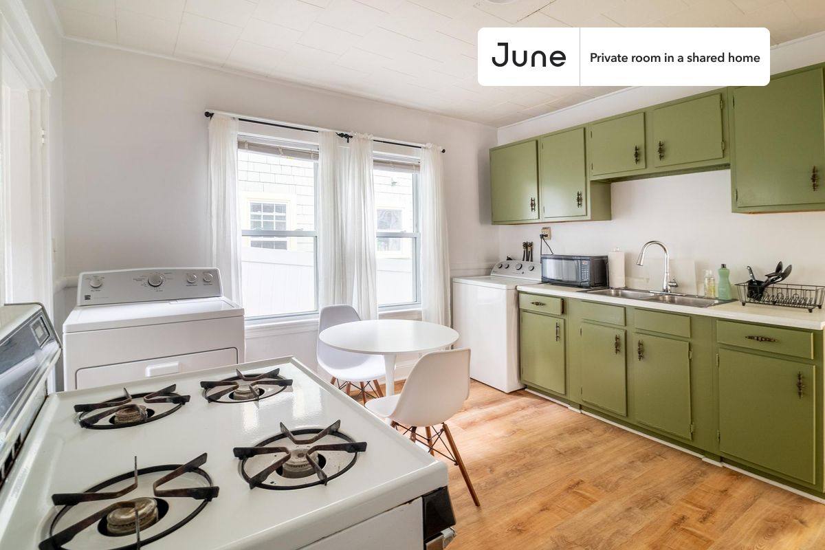 Apartment for rent at 122 Hillside St #D, Roxbury Crossing, MA 02120