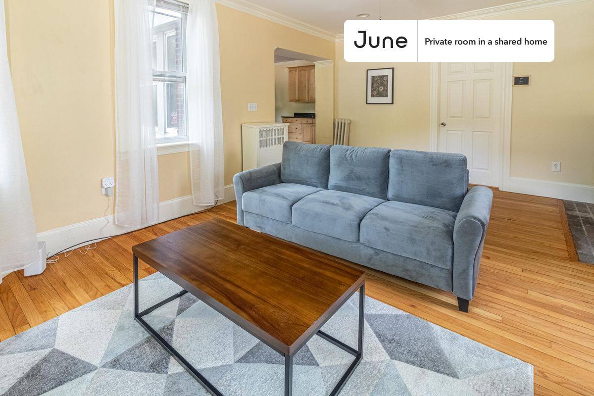 Apartment for rent at 129 Chiswick Rd, Brighton, MA 02135