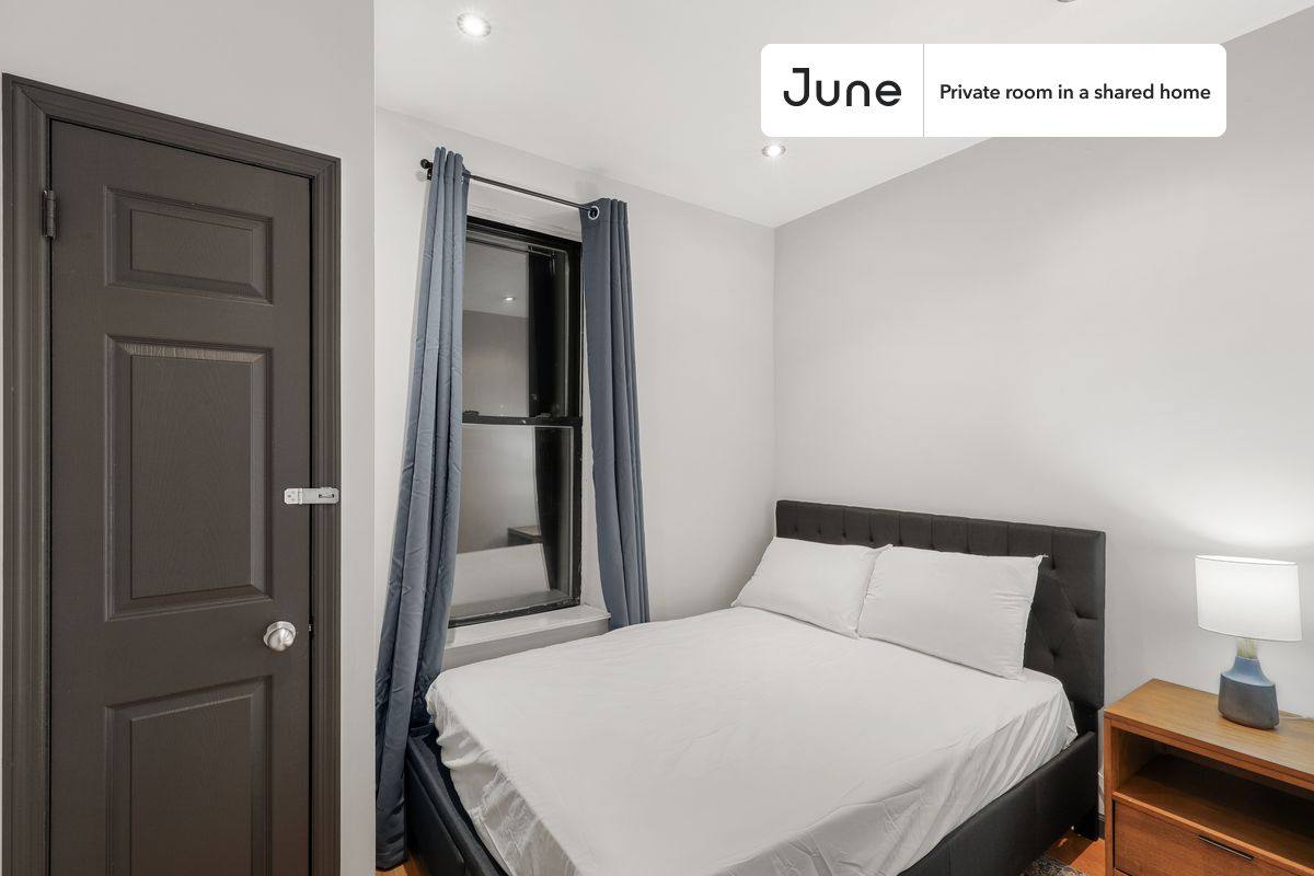 Apartment for rent at 211 W 109th St, New York, NY 10025