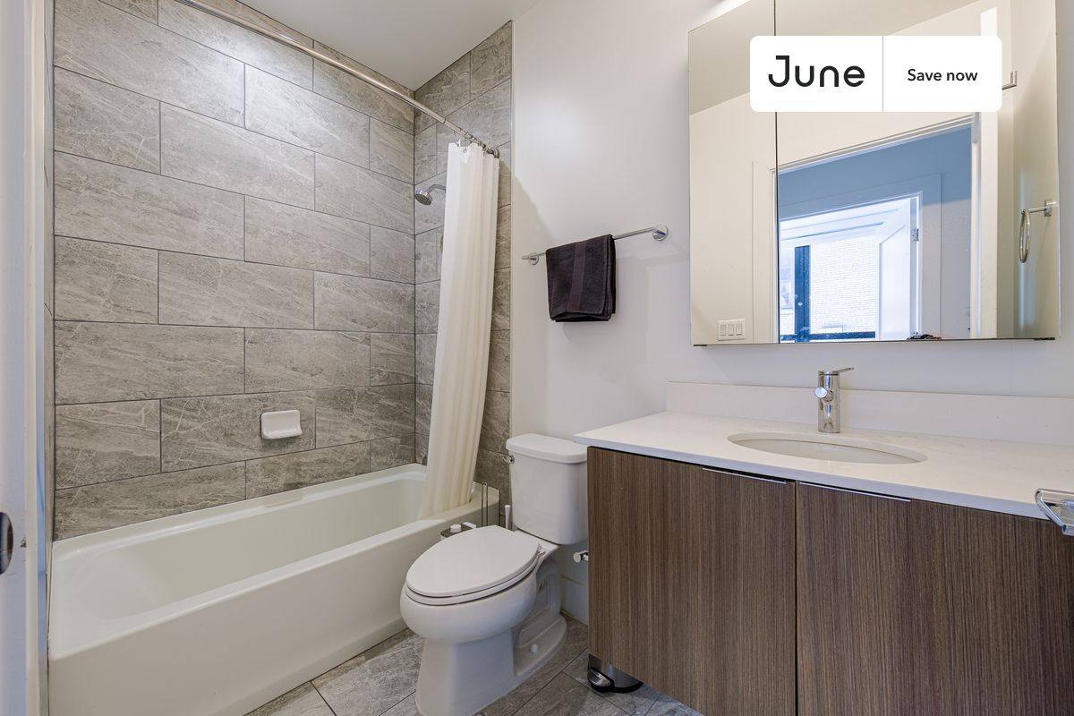 Apartment for rent at 2147 P St NW #1, Washington, DC 20037