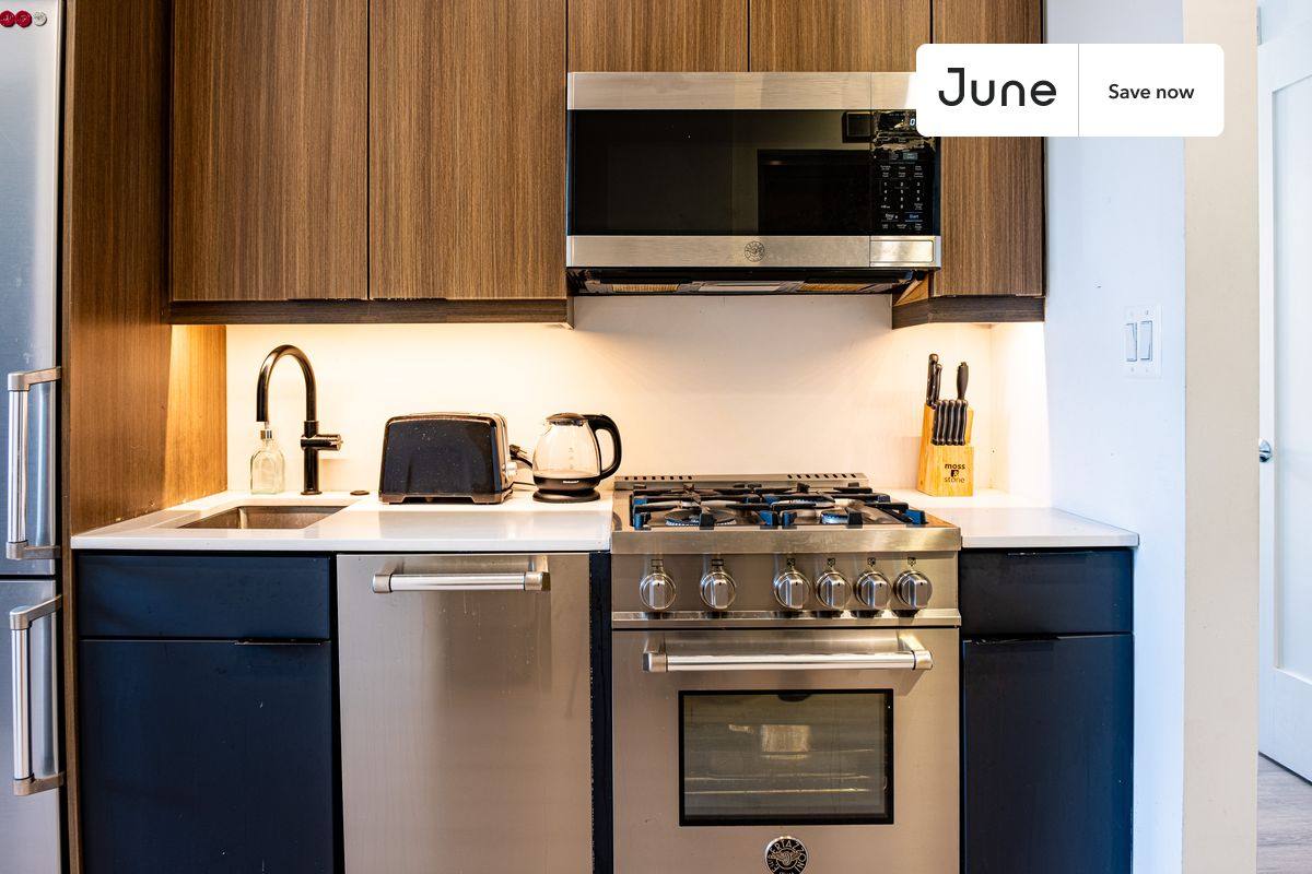 Apartment for rent at 2147 P St NW #1, Washington, DC 20037