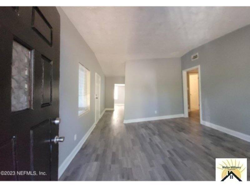 House for rent at 6114 Strawflower Place, Jacksonville, FL 32209