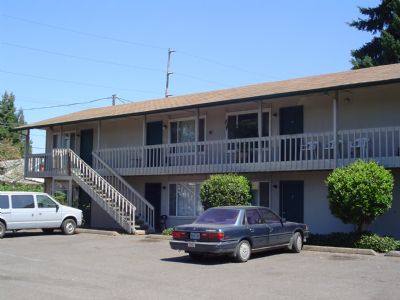 Apartment for rent at 2090 Roosevelt #6, Eugene, OR 97402