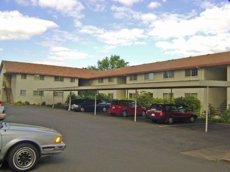 Townhouse for rent at Sheldon Terrace, 2365 Cal Young Rd #20, Eugene, OR 97401