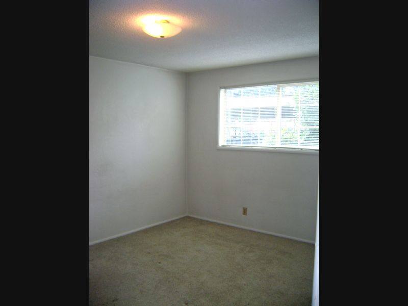 Townhouse for rent at Sheldon Terrace, 2365 Cal Young Rd #20, Eugene, OR 97401