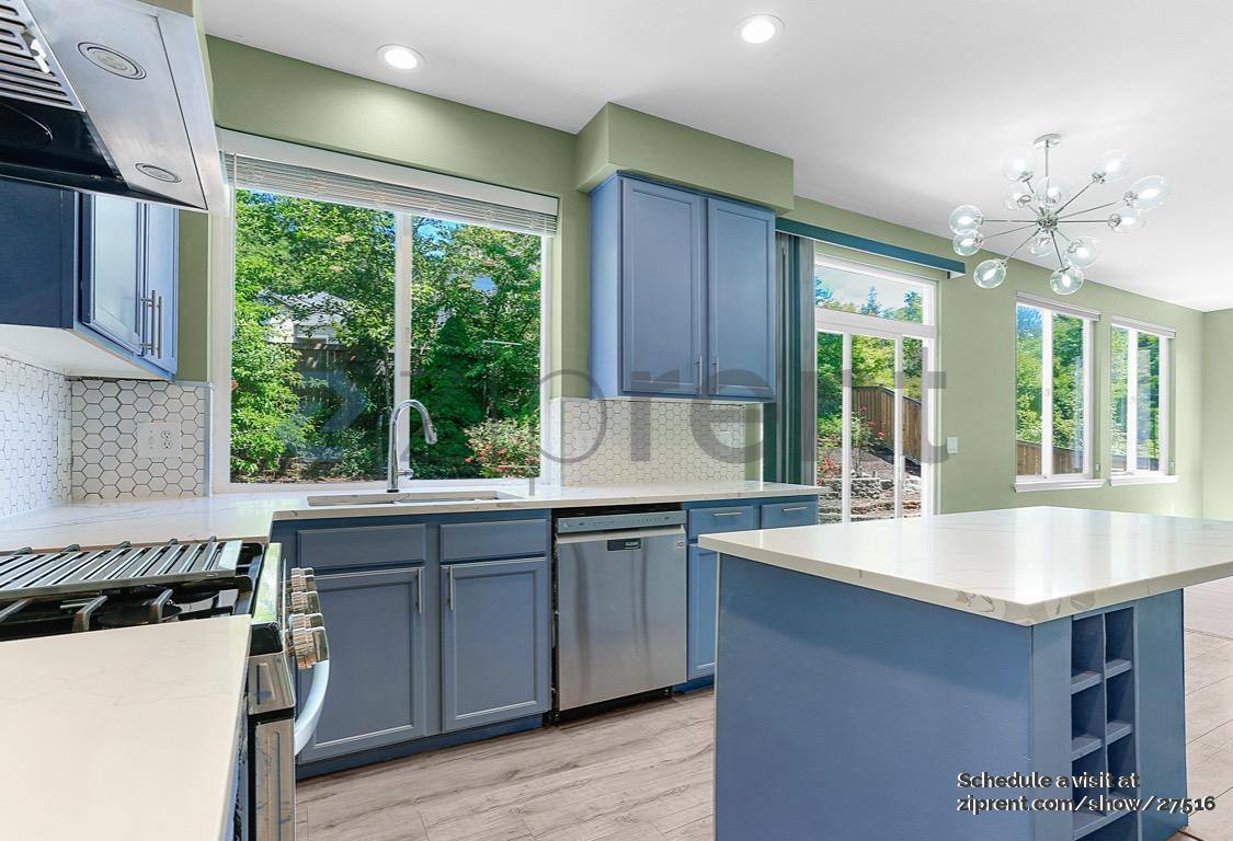House for rent at 14707 54th Ave SE, Everett, WA 98208