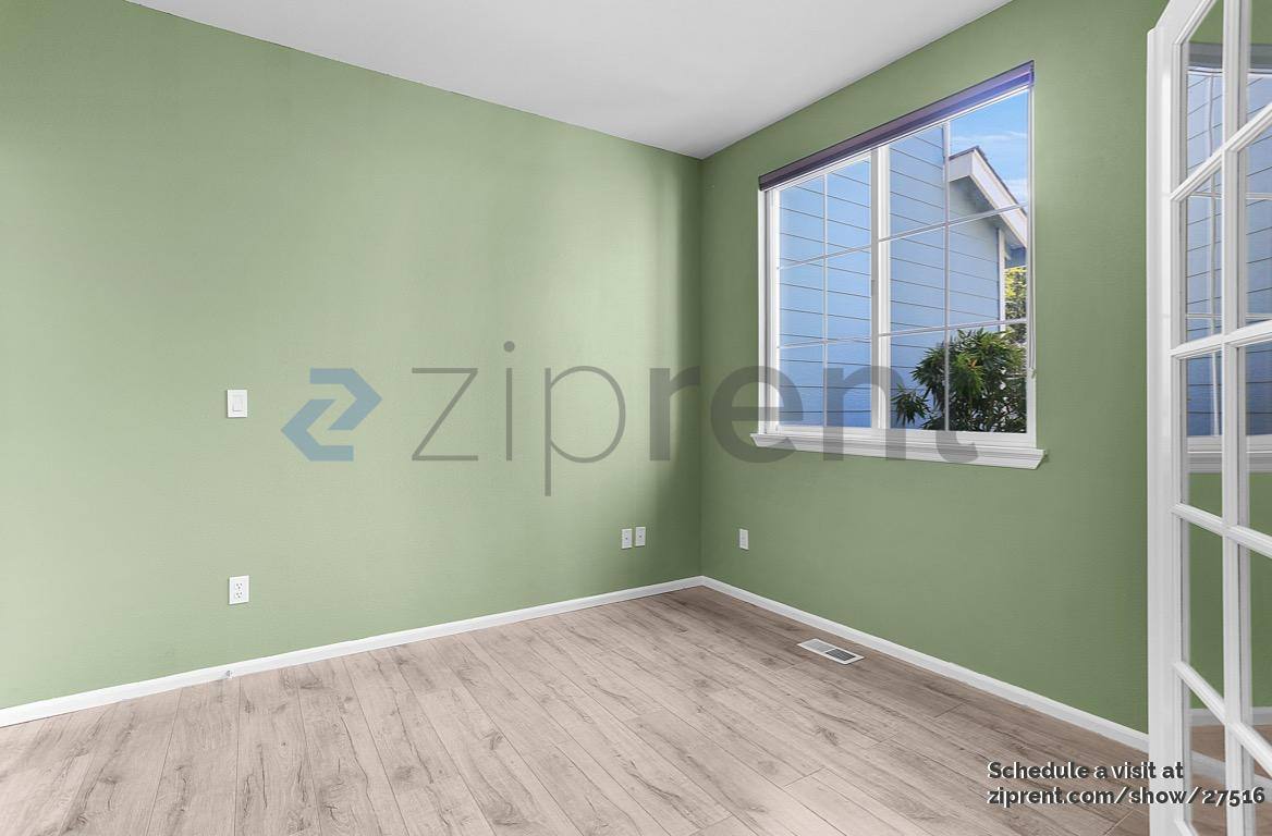 House for rent at 14707 54th Ave SE, Everett, WA 98208