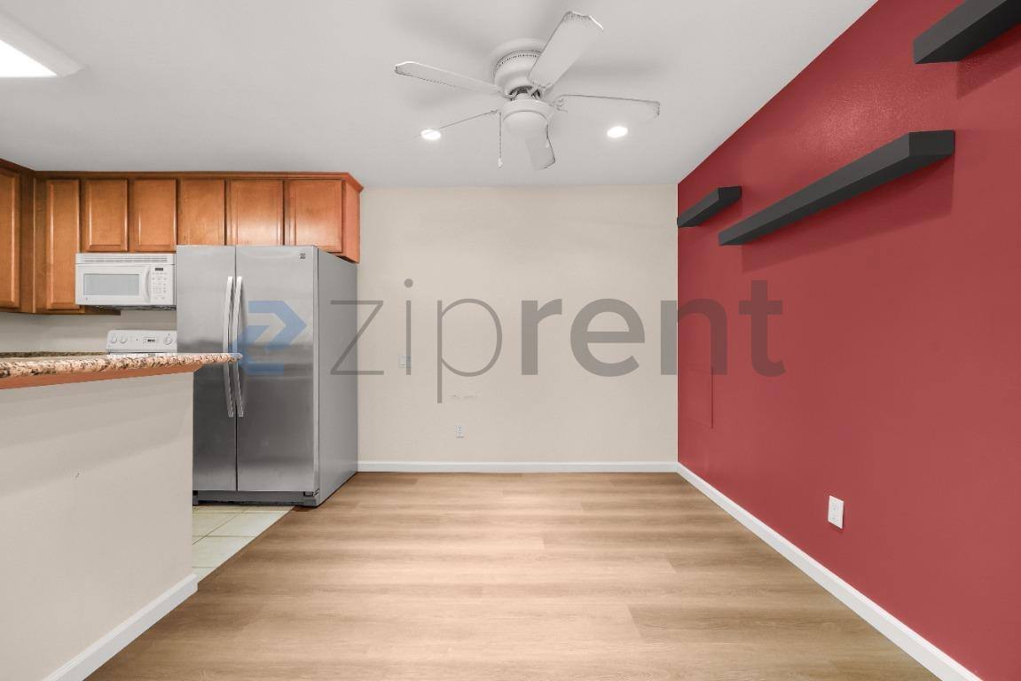 Condo for rent at 3454 Castle Glen Dr #226, San Diego, CA 92123