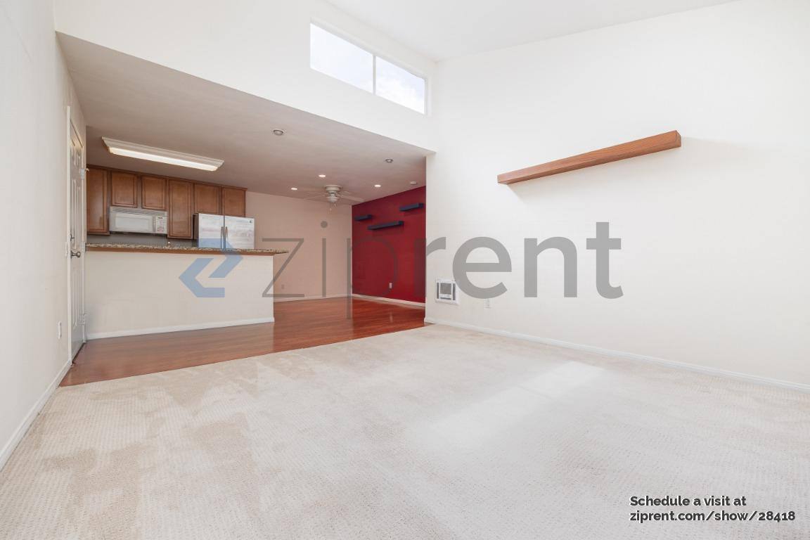 Condo for rent at 3454 Castle Glen Dr #226, San Diego, CA 92123
