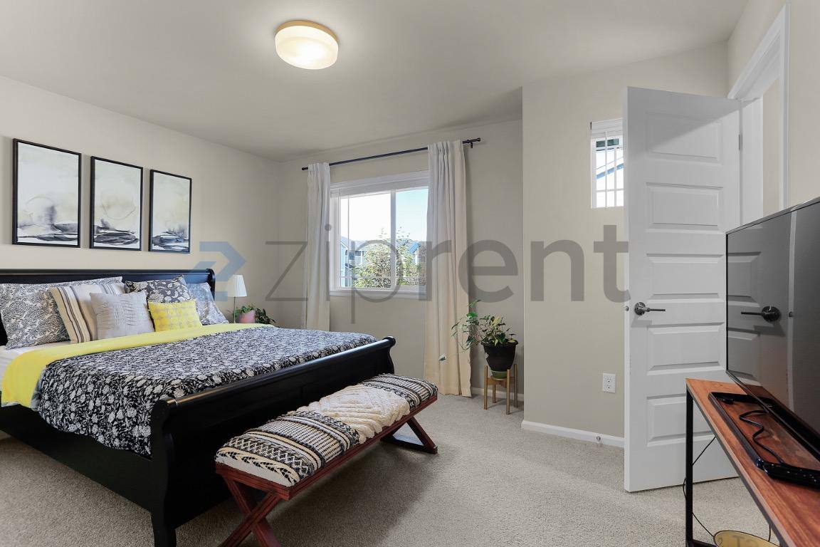 House for rent at 13207 74th Ave SE, Snohomish, WA 98296