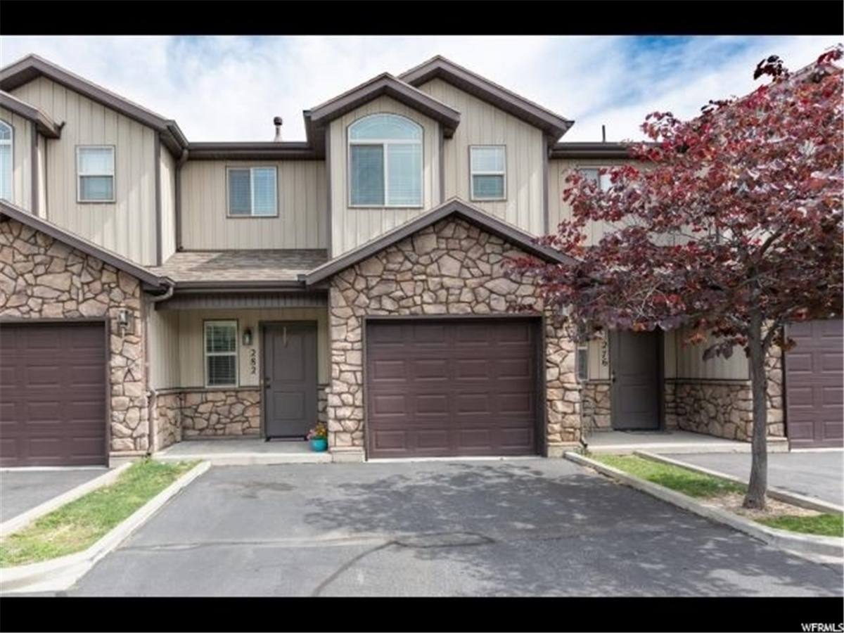 Townhouse for rent at 282 W 1975 N, Ogden, UT 84414