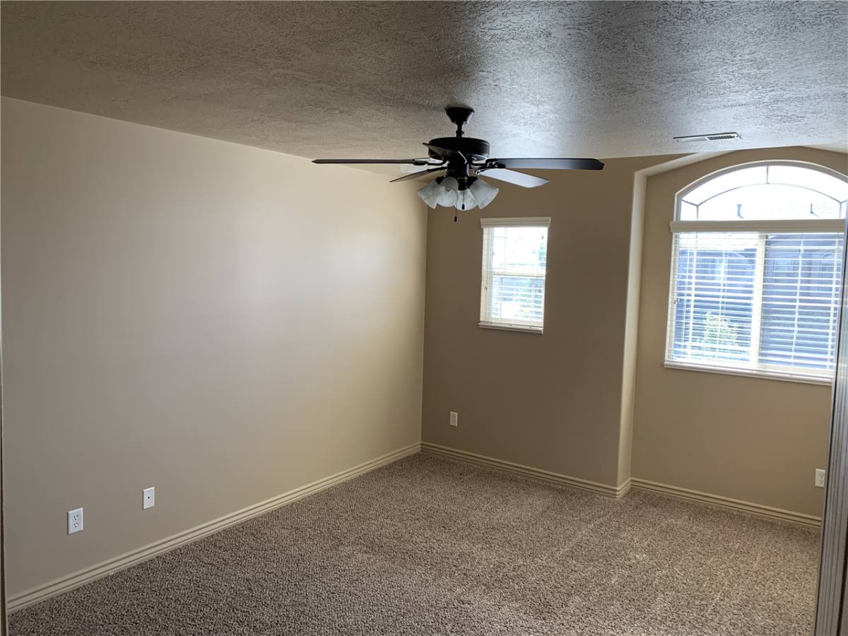 Townhouse for rent at 282 W 1975 N, Ogden, UT 84414