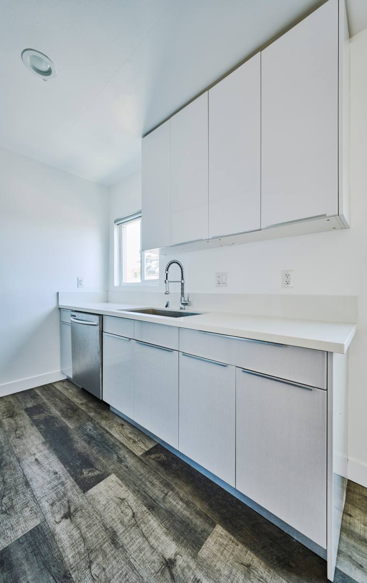 Apartment for rent at 1333 W 36th Place, Los Angeles, CA 90007