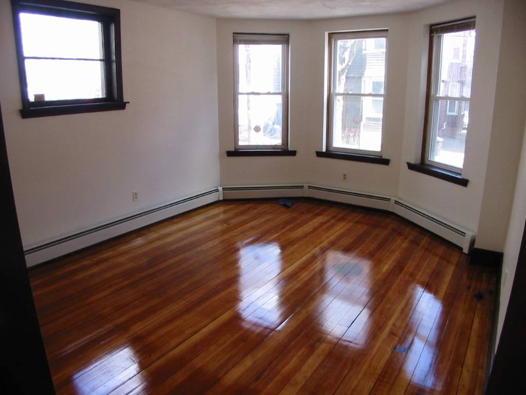 Apartment for rent at 23 Elm St #2, Cambridge, MA 02139