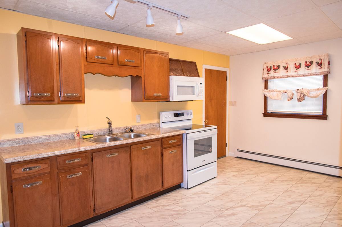 Apartment for rent at 1002 Wyoming Ave, Kingston, PA 18704