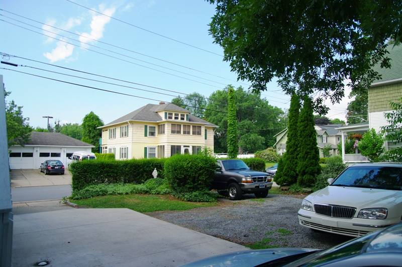 Apartment for rent at 1002 Wyoming Ave, Kingston, PA 18704