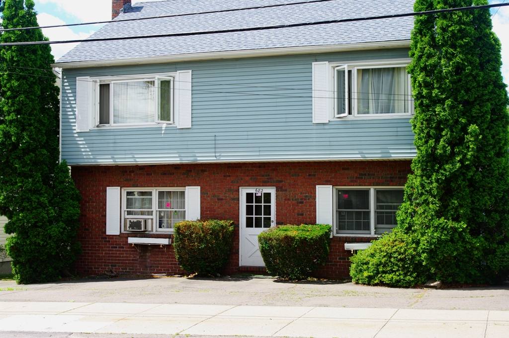 Apartment for rent at 1002 Wyoming Ave, Kingston, PA 18704