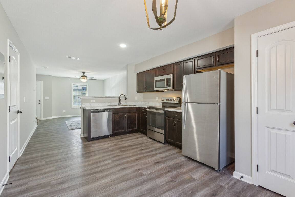Townhouse for rent at Center Pointe Townhomes, 169 Center Pointe Dr, Clarksville, TN 37040