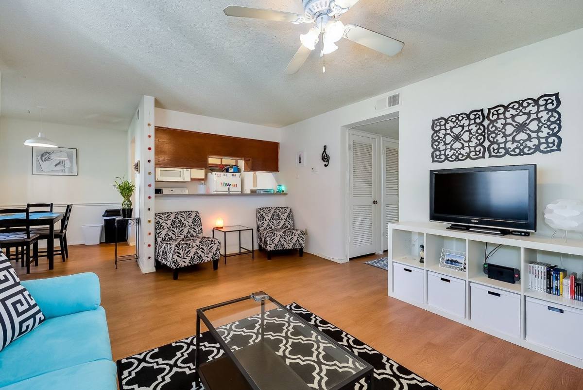 Apartment for rent at 218 N Texas Blvd, Denton, TX 76201