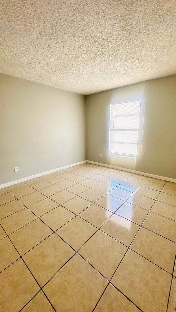 Apartment for rent at 1229 Kennedy Rd, Daytona Beach, FL 32117