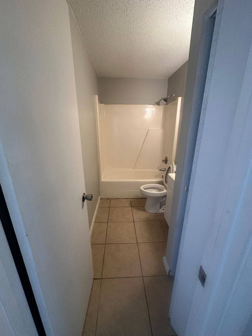 Apartment for rent at 1229 Kennedy Rd, Daytona Beach, FL 32117
