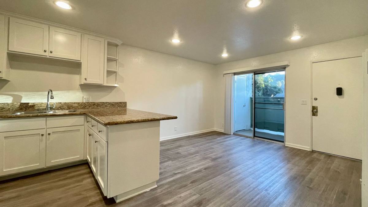 Apartment for rent at 320 W Canon Perdido St, Santa Barbara, CA 93101
