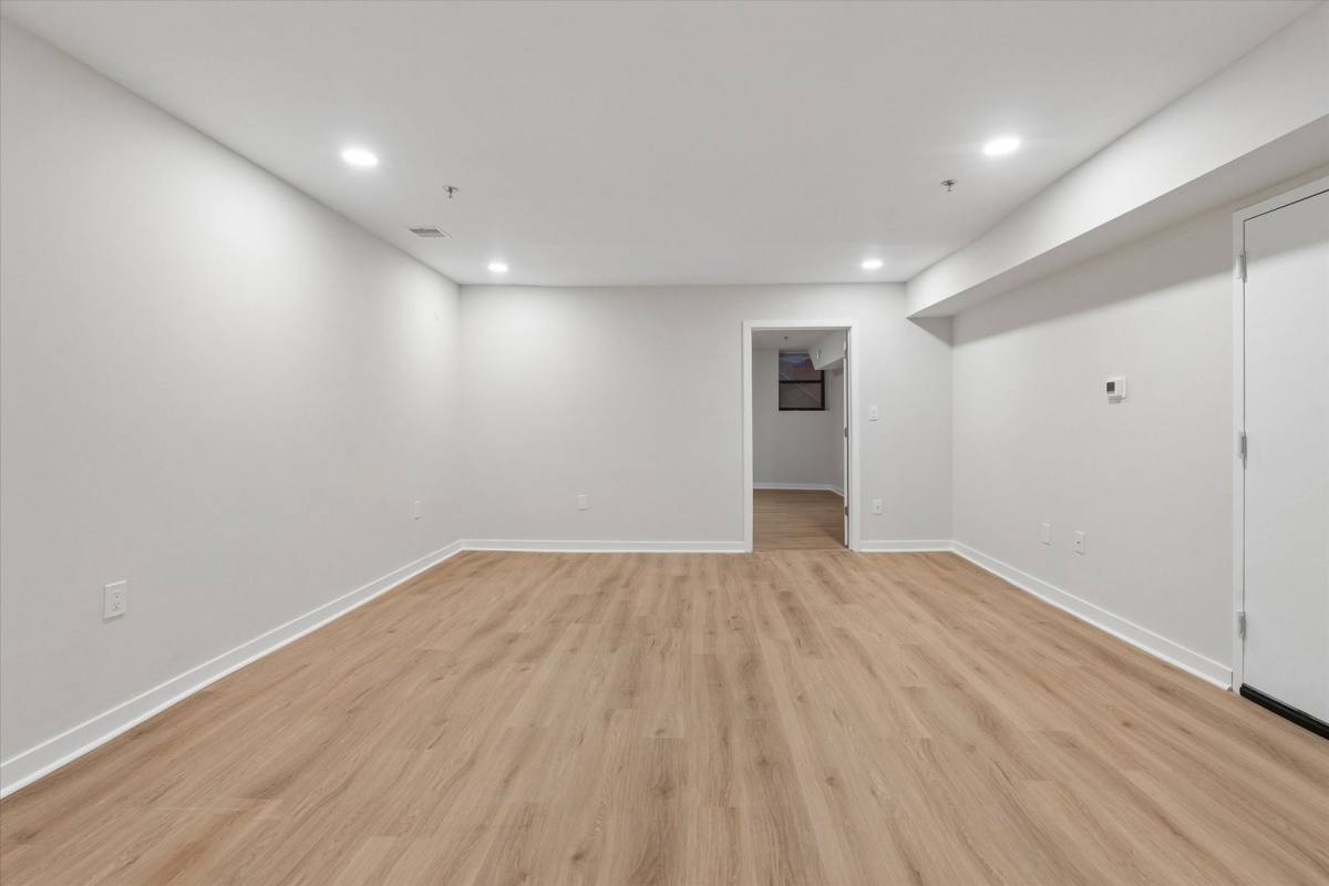 Apartment for rent at 1204 Chestnut St, Philadelphia, PA 19107
