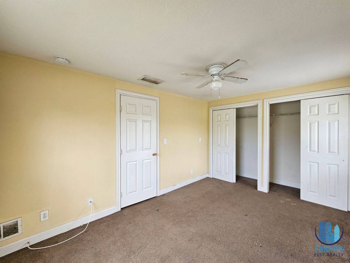 Apartment for rent at 117 N Evergreen Ave, Clearwater, FL 33755