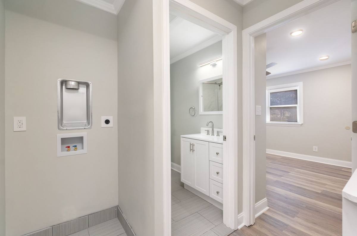 Apartment for rent at 300 Holly Circle, Mount Holly, NC 28120